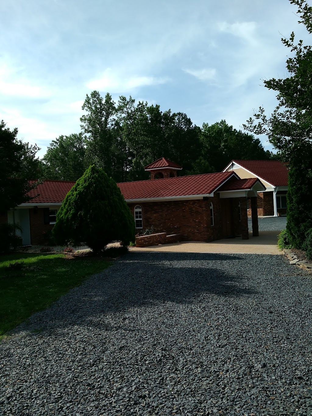 Panagia Prousiotissa Greek Orthodox Monastery | 404 Warner Rd, Troy, NC 27371, USA | Phone: (910) 572-3331