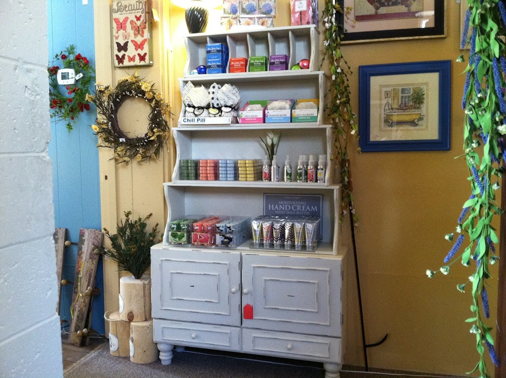 Three Bats In the Belfry | 203 Portage St #1136, Lodi, WI 53555, USA | Phone: (608) 592-3342