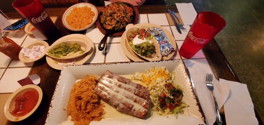 Tequila Mexican Restaurant | 850 Columbia Center, Columbia, IL 62236, USA | Phone: (618) 281-2188