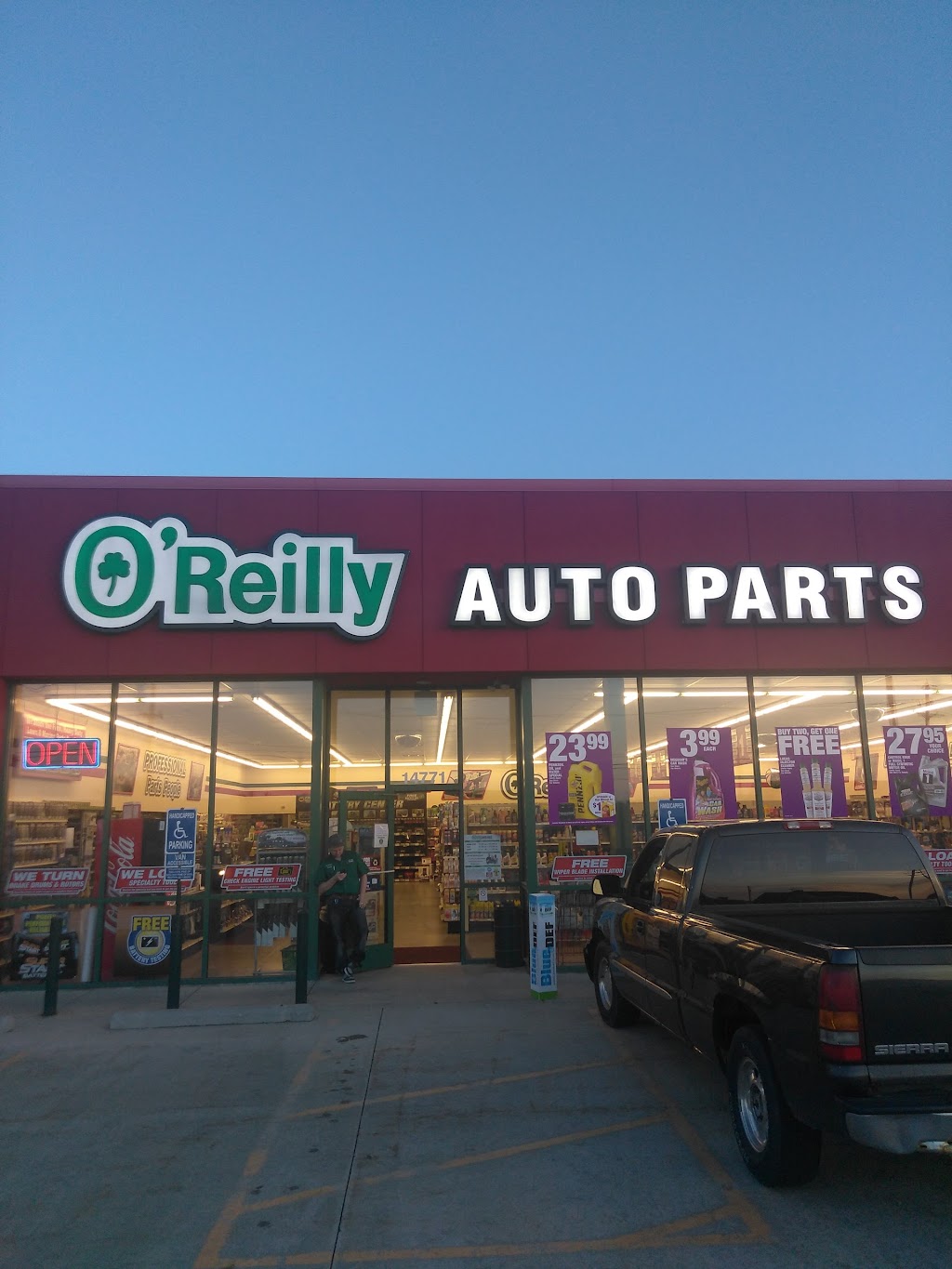 OReilly Auto Parts | 14771 Snow Rd, Brook Park, OH 44142, USA | Phone: (216) 898-0674