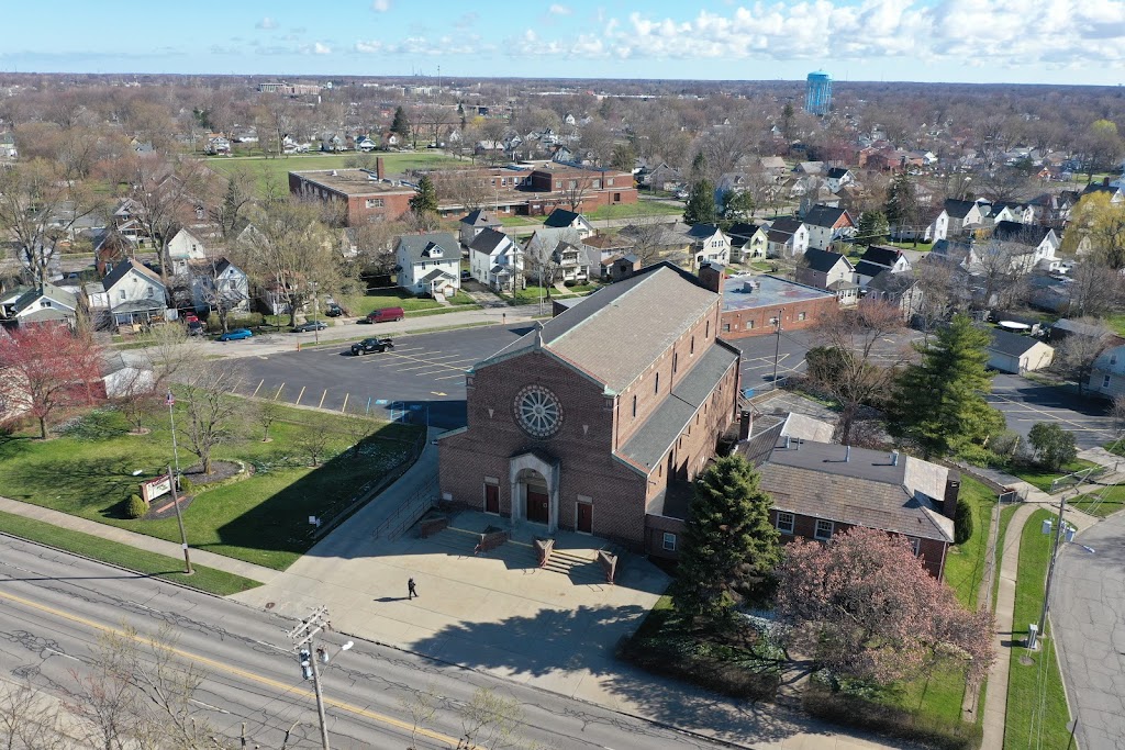 St Agnes Catholic Church | 611 Lake Ave, Elyria, OH 44035 | Phone: (440) 322-5622