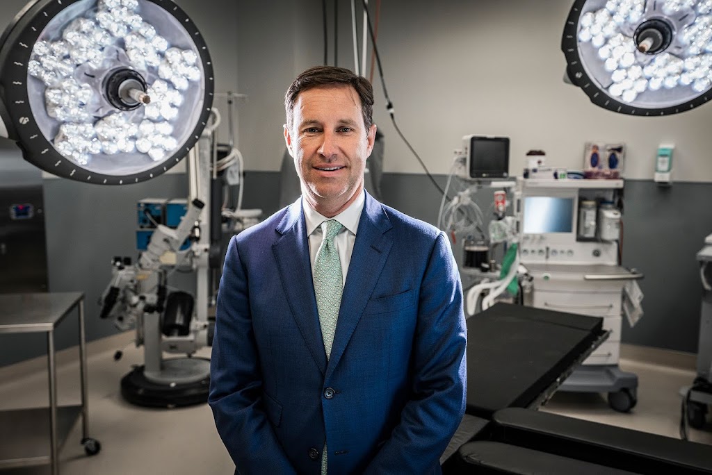 JIS Orthopedics in 7277 Smith's Mill Rd 200, New Albany, OH 43054, USA