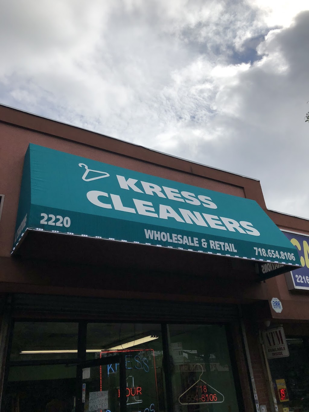 Kress Cleaners | 2220 White Plains Rd, Bronx, NY 10467, USA | Phone: (718) 654-8106