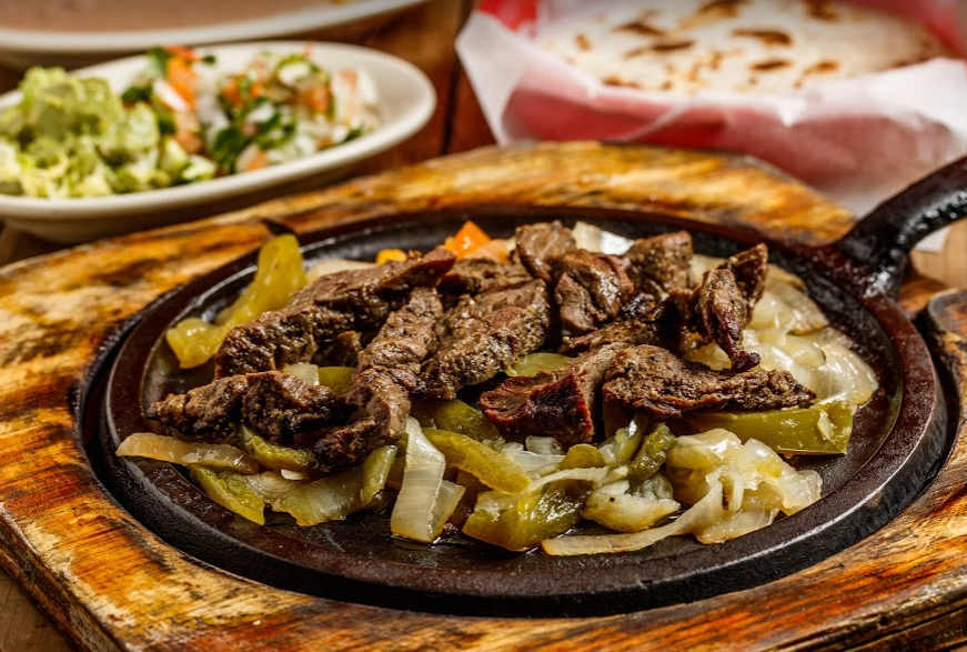 Pepes Mexican Restaurant | 204 W Fairmont Pkwy, La Porte, TX 77571, USA | Phone: (281) 941-4776