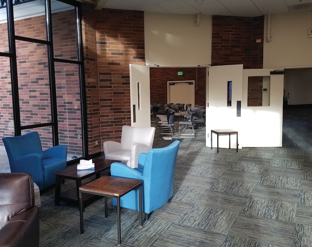 Lakeside Milam | 10322 NE 132nd St, Kirkland, WA 98034, USA | Phone: (800) 231-4303