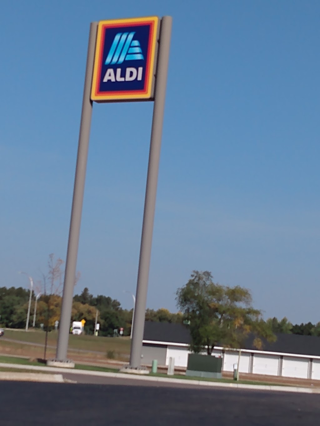 Rum River Motel Princeton | 510 19th Ave N, Princeton, MN 55371, USA | Phone: (763) 389-3120