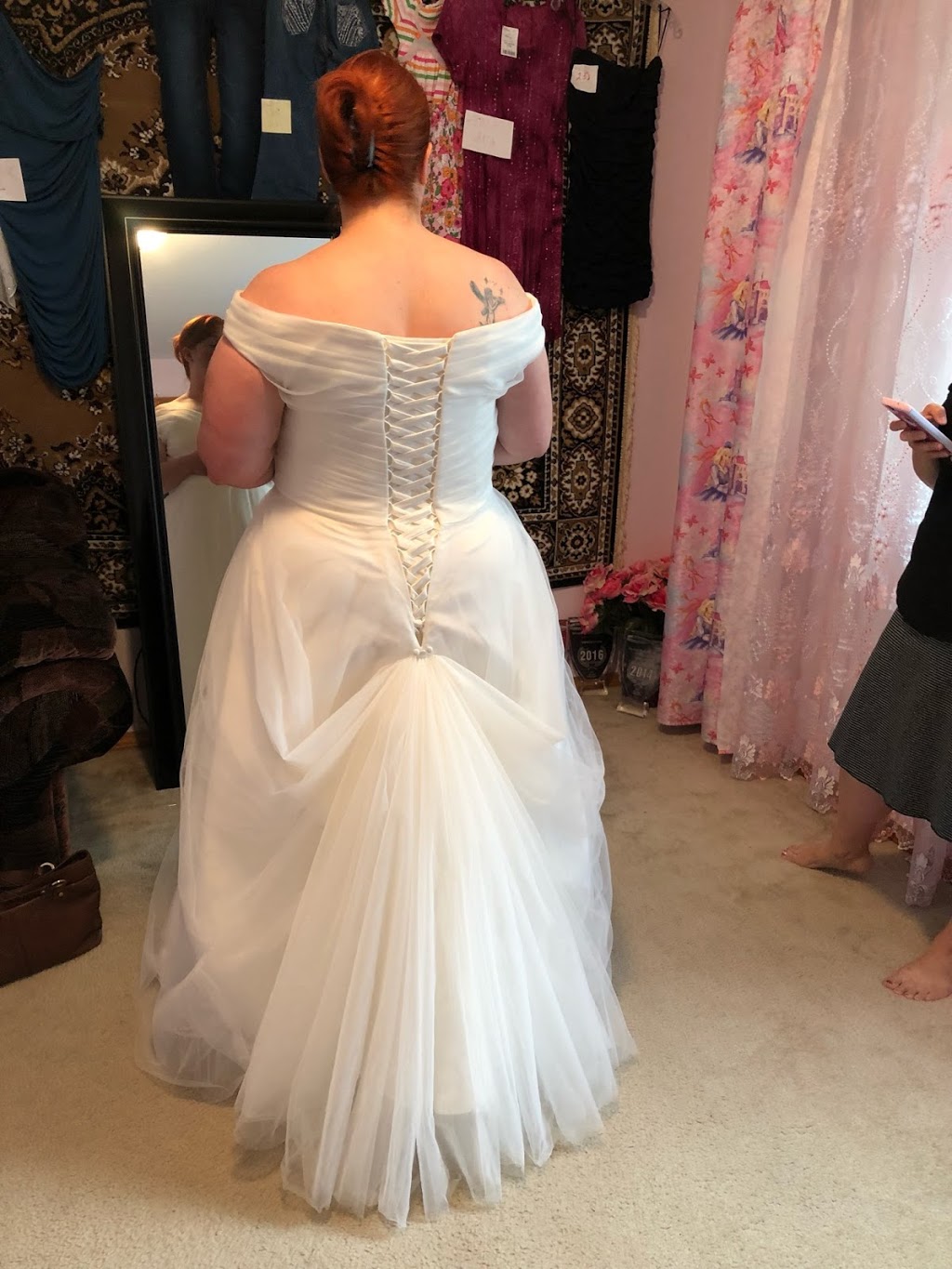 Tatyanas Wedding Alterations | 13405 SE Main Ct, Portland, OR 97233 | Phone: (503) 258-0170