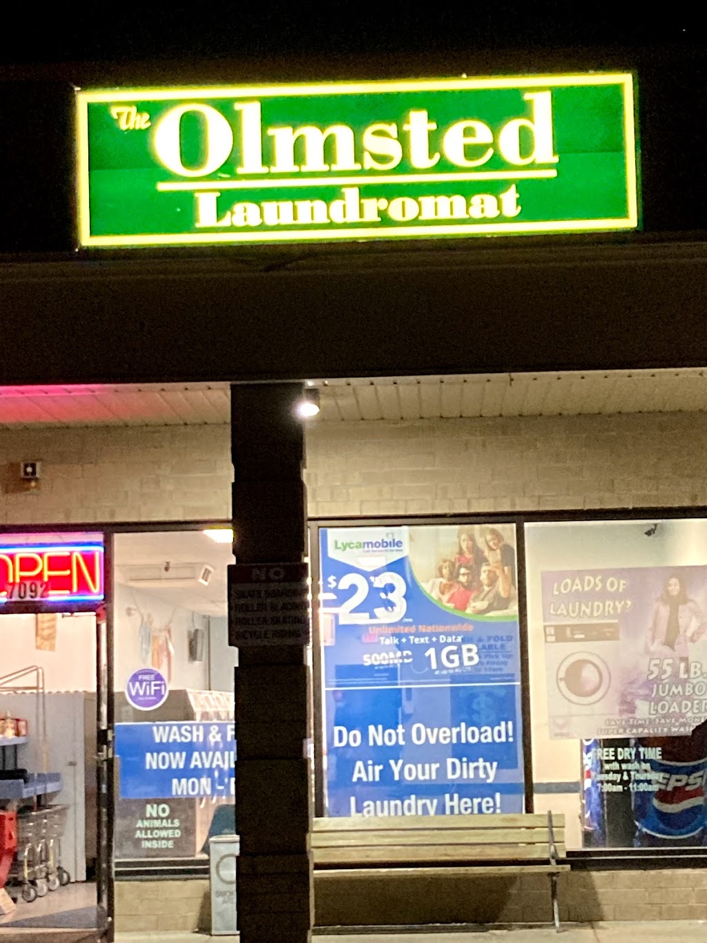 Olmsted Laundromat | Town and Country Villa Shopping Center, 7092 Columbia Rd, Olmsted Township, OH 44138, USA | Phone: (440) 793-6755