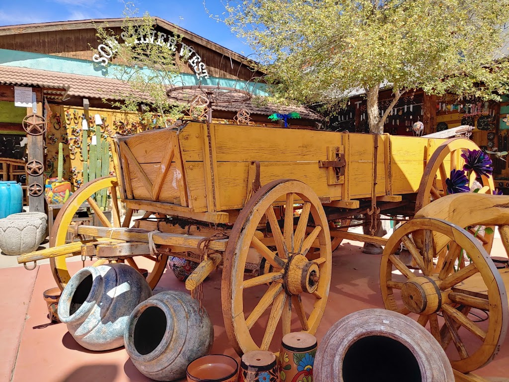 Quarter-Horse Rancho Antiques | 30220 U.S. Hwy 60 89, Wickenburg, AZ 85390, USA | Phone: (928) 684-3747