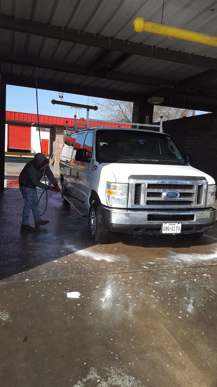 Lil Rascals Truck And Carwash | 431 S Loop 12, Irving, TX 75060, USA | Phone: (972) 438-8723
