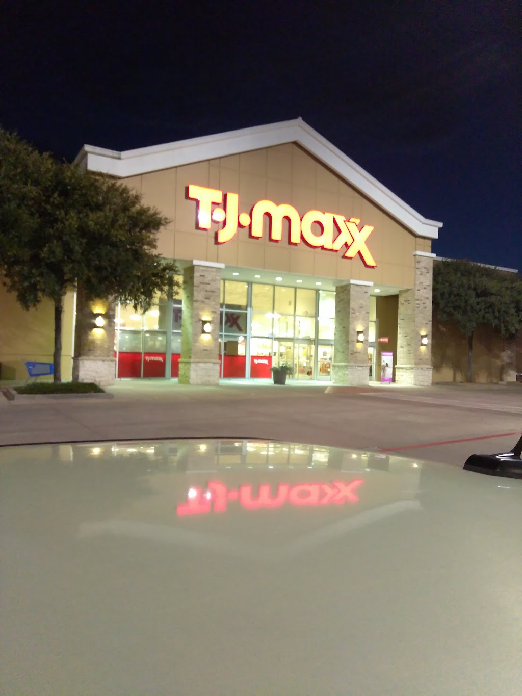 T.J. Maxx | 1195 N Burleson Blvd, Burleson, TX 76028, USA | Phone: (817) 295-2044