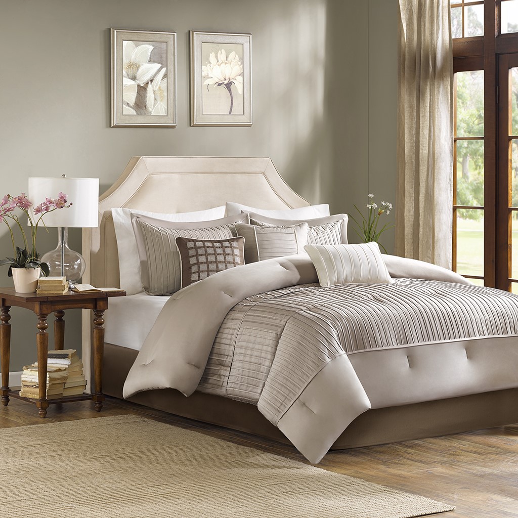 Lashells Bedsheets & Comforters | 2454 W Kiest Blvd, Dallas, TX 75233, USA | Phone: (469) 458-3966