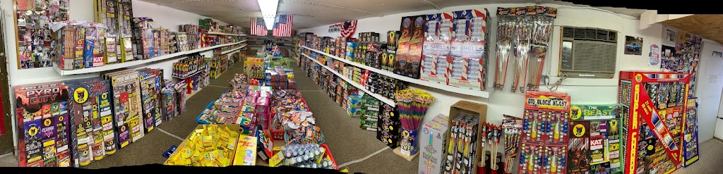 Duplessis Fireworks | 11160 Airline Hwy, Gonzales, LA 70737, USA | Phone: (225) 644-6572