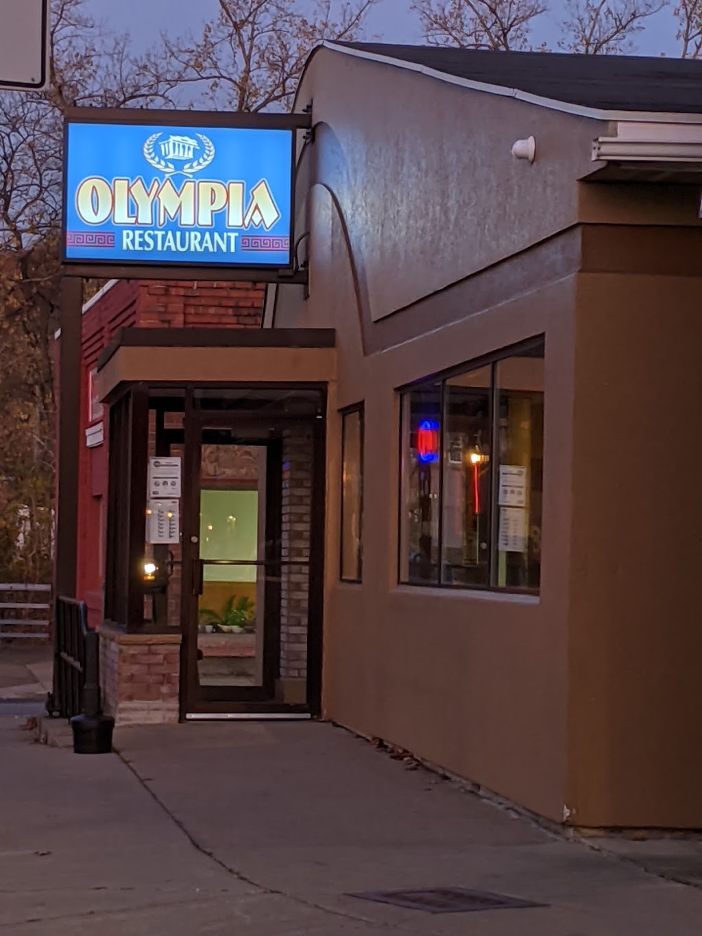 Olympia Restaurant | 2 Jamestown St, Gowanda, NY 14070 | Phone: (716) 532-5303