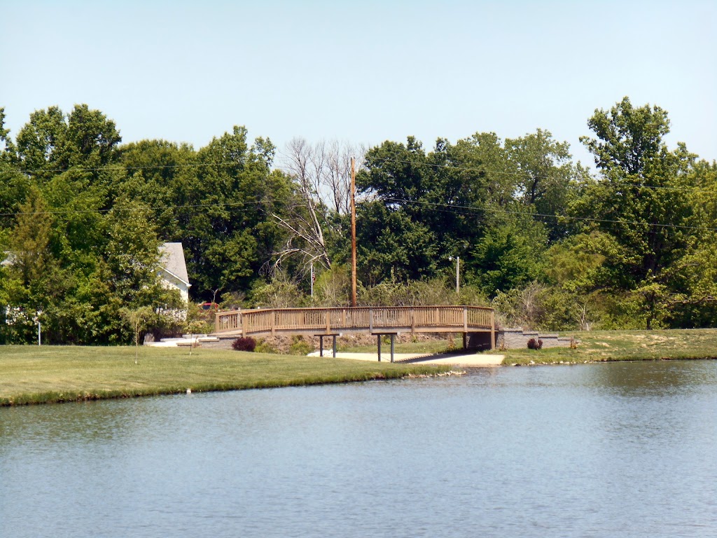 Wock Family Lake & Walking Trail | 205 June St, Jerseyville, IL 62052, USA | Phone: (618) 498-2222