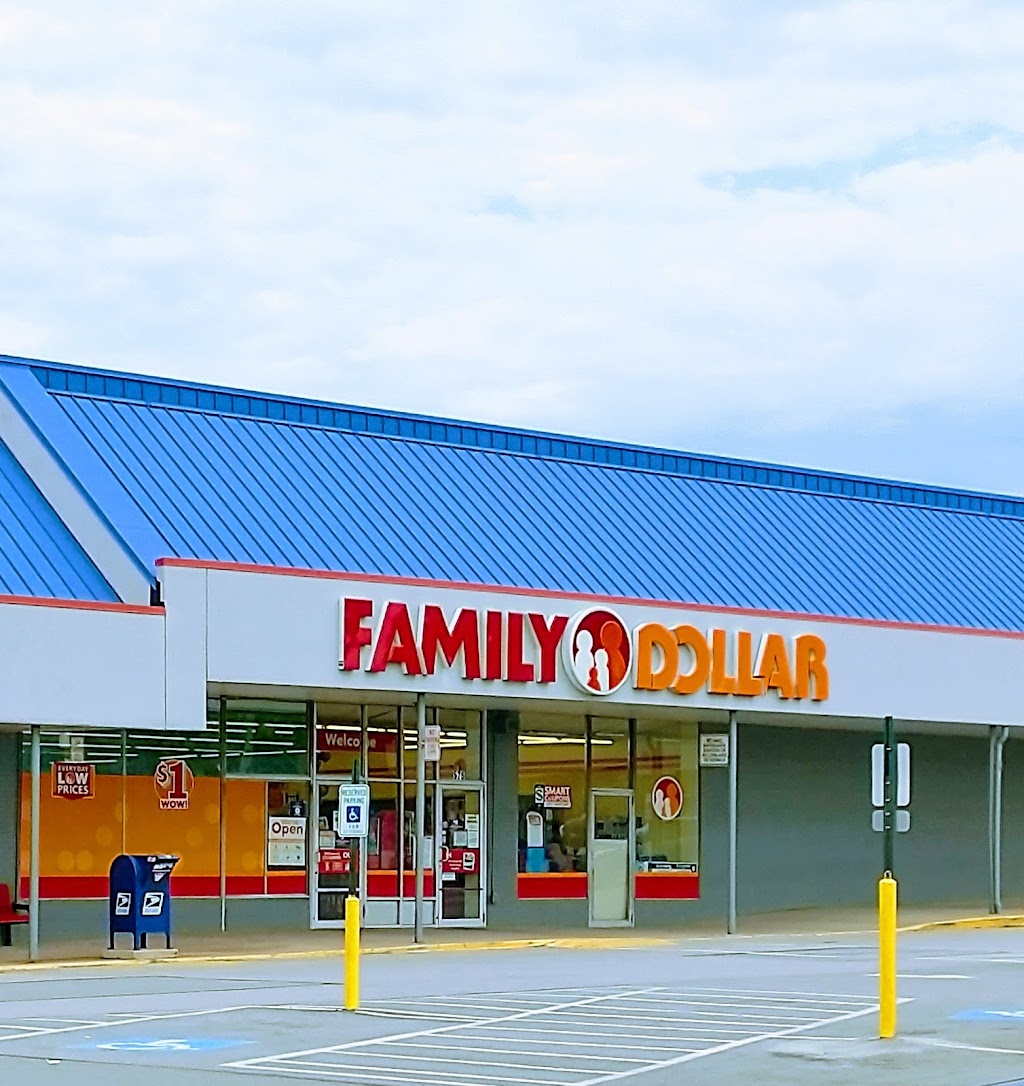 Family Dollar | 575 Morgantown Rd, Uniontown, PA 15401, USA | Phone: (724) 912-0012