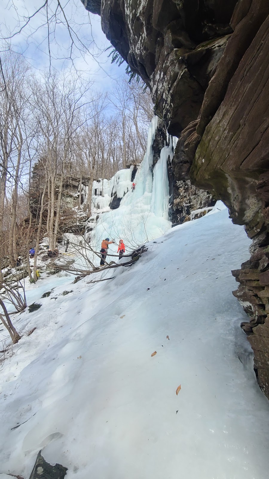 Eastern Mountain Sports Climbing School | 3124 US-44, Gardiner, NY 12525, USA | Phone: (845) 668-2030