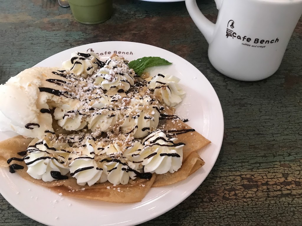 Cafe Bench | Crêpe Flushing | 크레페 | 크레페 플러싱 | 194-07 Northern Blvd, Queens, NY 11358, USA | Phone: (718) 224-0703