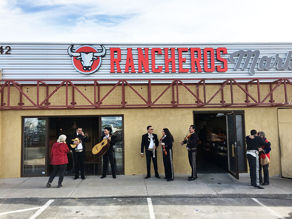 Rancheros Market, Oro Valley, AZ | 16150 N Oracle Rd, Catalina, AZ 85739, USA | Phone: (520) 328-8405