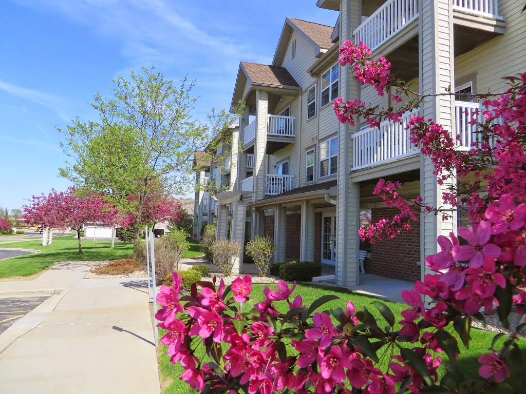 Evia Apartments | 325 Prairie Way Blvd, Verona, WI 53593 | Phone: (608) 274-4606