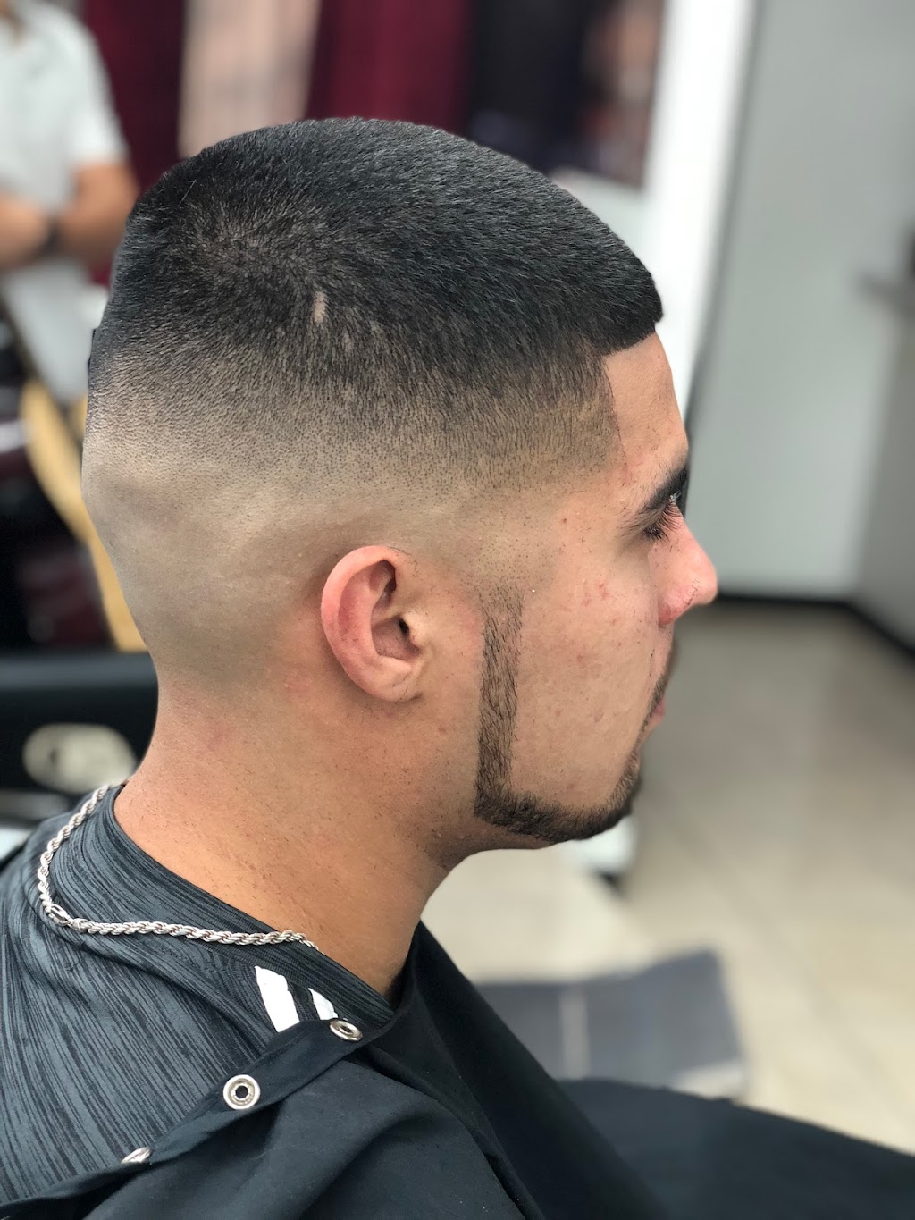 AzMasterBarbers | 2303 N 44th St #4, Phoenix, AZ 85008, USA | Phone: (602) 752-0010