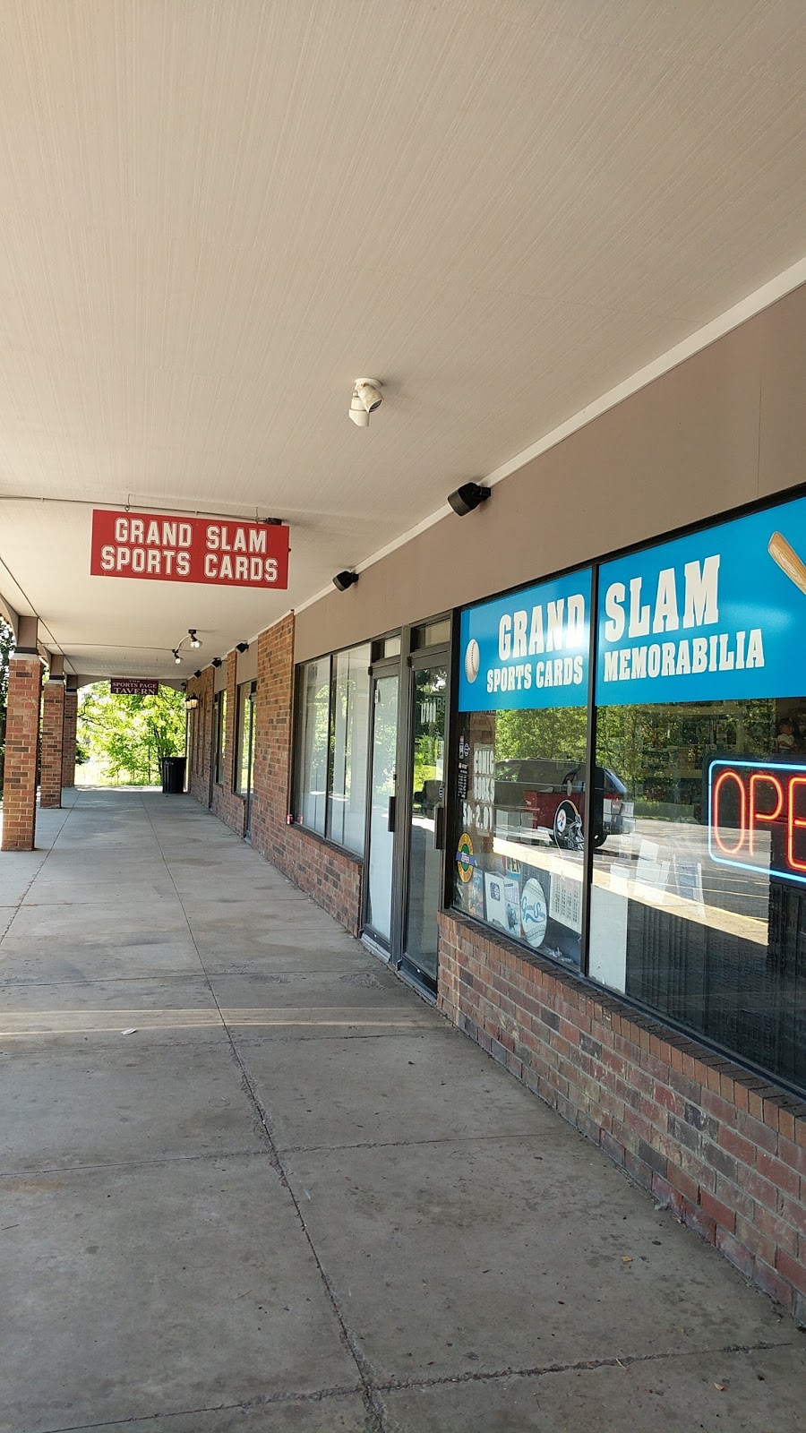 Grand Slam Sports Cards | 17800 Chillicothe Rd, Chagrin Falls, OH 44023, USA | Phone: (440) 543-2758