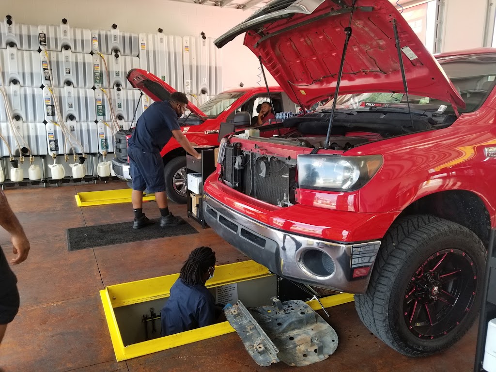 Take 5 Oil Change | 908 Cortez Rd W, Bradenton, FL 34207, USA | Phone: (941) 357-7160