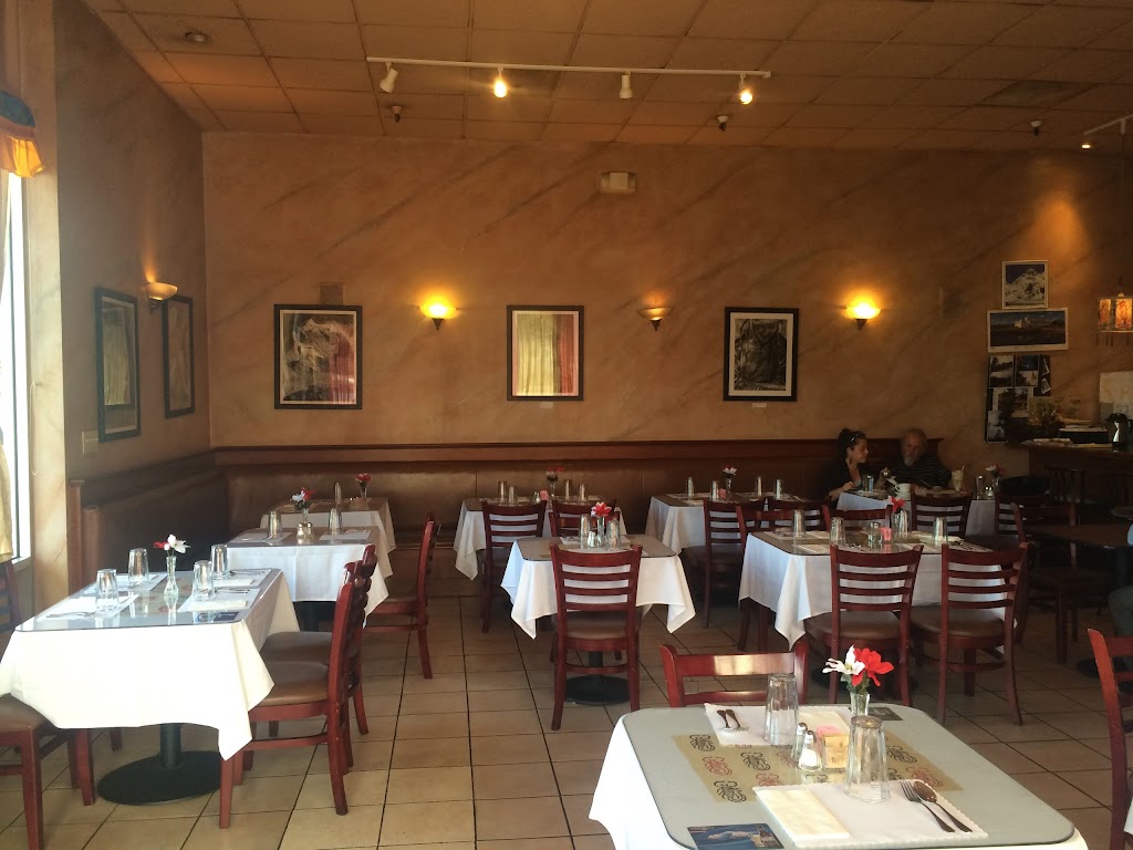 Everest Indian Restaurant | 56 E Washington St, Petaluma, CA 94952, USA | Phone: (707) 781-9131