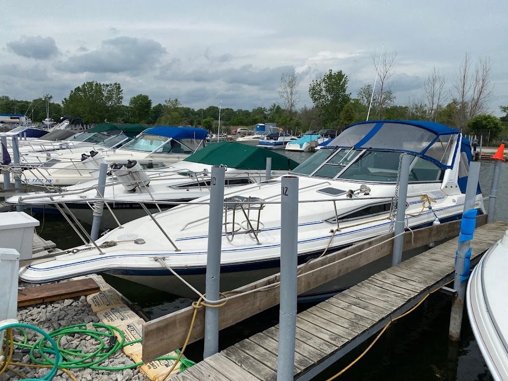 Velger Boat Harbor | 36070 Jefferson Ave, Harrison Twp, MI 48045, USA | Phone: (586) 463-0155