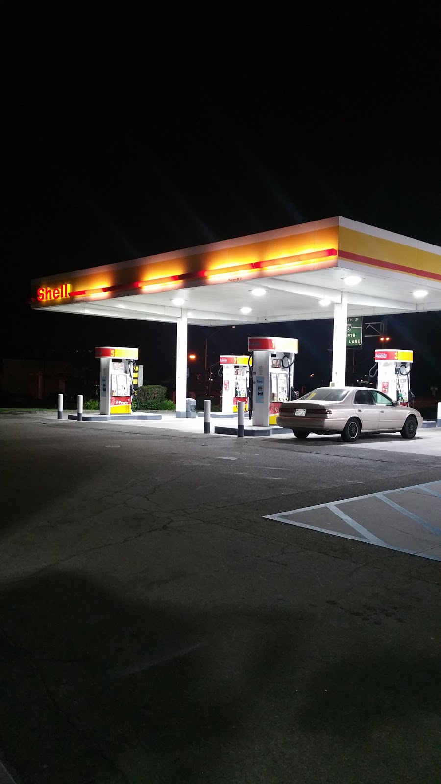 Shell | 665 Palomar Airport Rd, Carlsbad, CA 92011, USA | Phone: (760) 438-3656