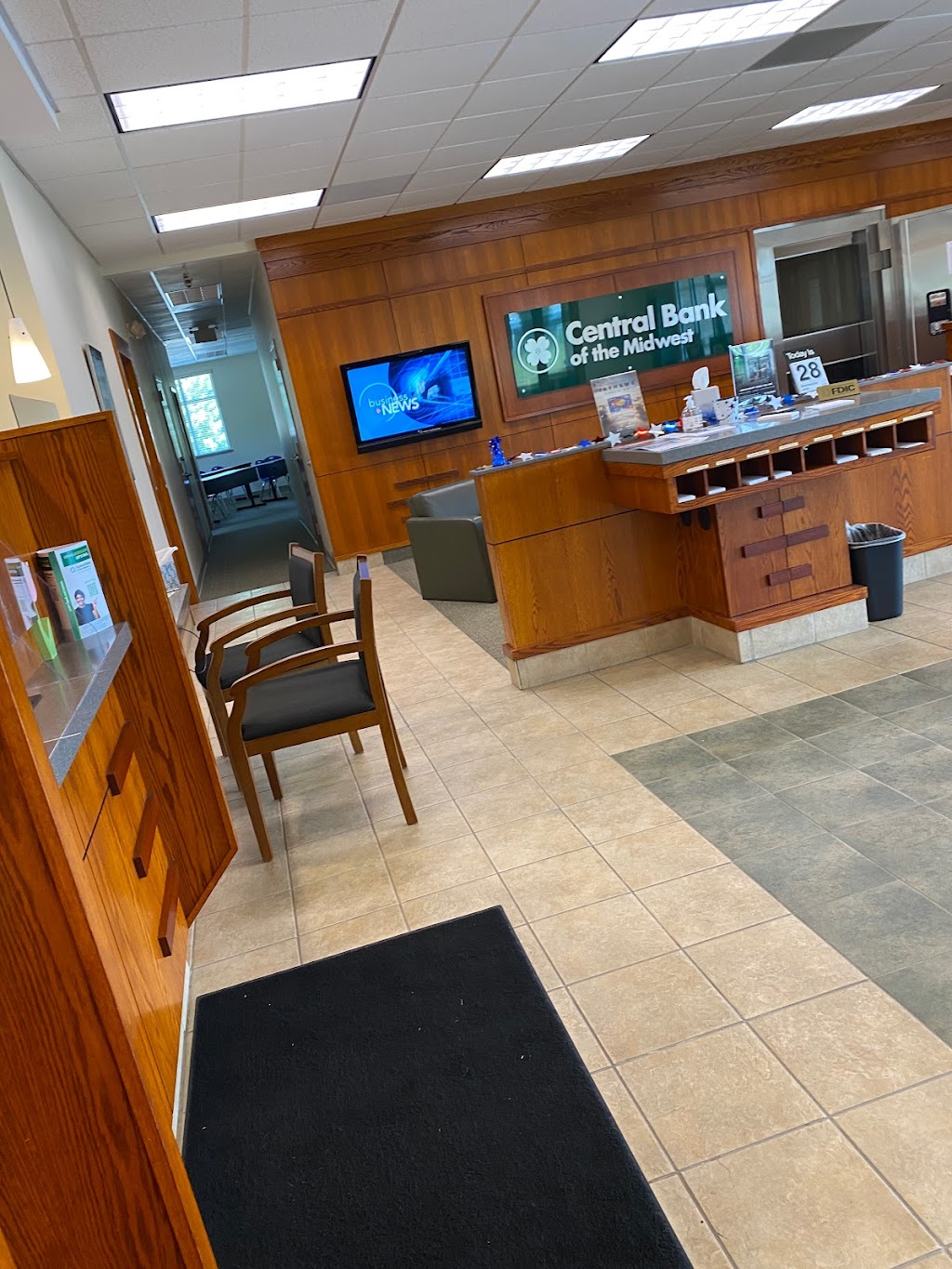 Central Bank | 6410 N Prospect Ave, Gladstone, MO 64119, USA | Phone: (816) 448-7209