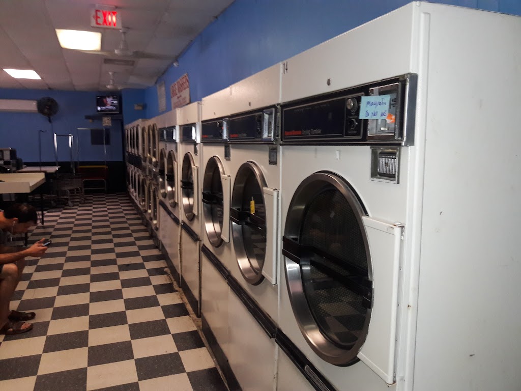 Mandeville Laundromat | 1848 Florida St, Mandeville, LA 70448, USA | Phone: (985) 626-1869