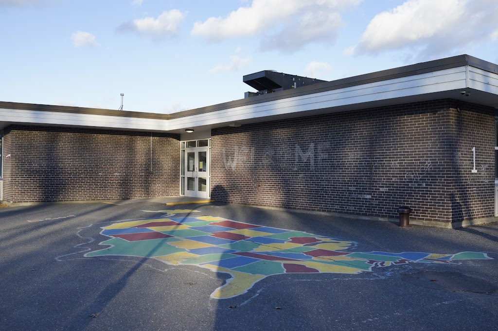 Bridge Elementary School | 55 Middleby Rd, Lexington, MA 02421, USA | Phone: (781) 861-2510