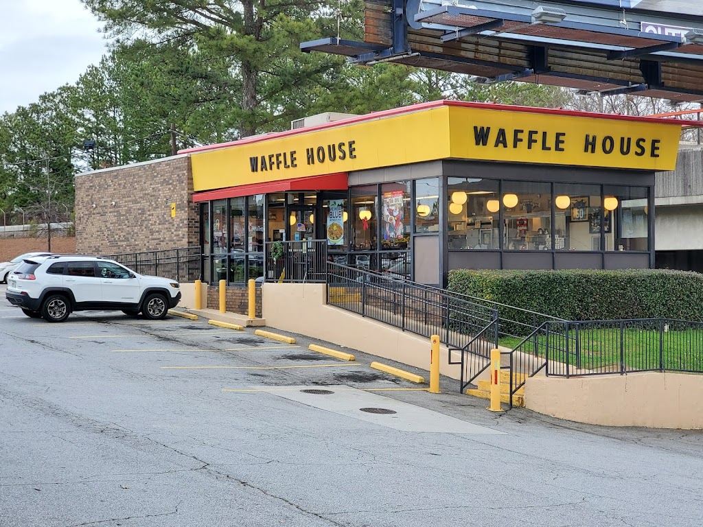 Waffle House | 4065 Peachtree Rd, Atlanta, GA 30319, USA | Phone: (404) 816-2668