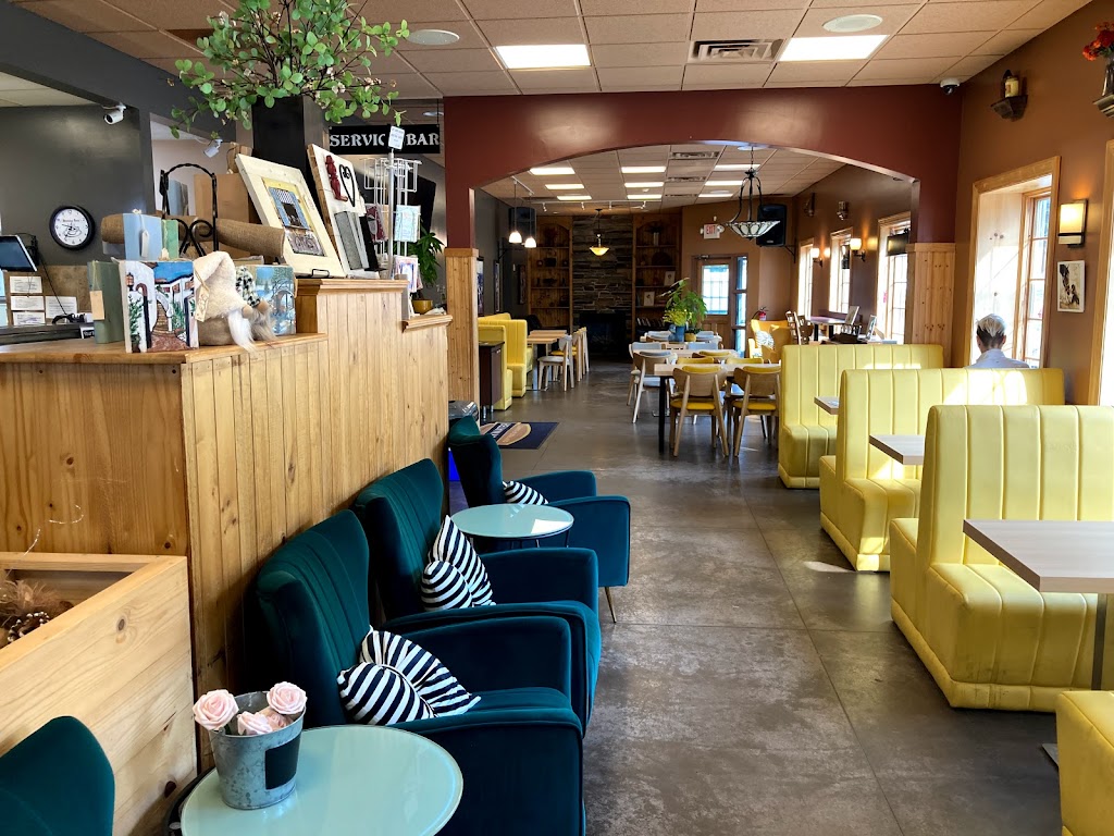 Blackwater Coffee & Cafe | 5159 US-12, Maple Plain, MN 55359, USA | Phone: (763) 479-1313