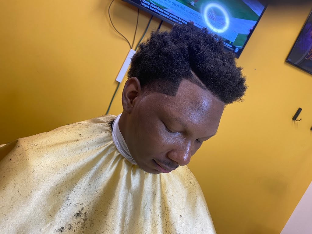 Dale The Barber3 | Sola Salon Studios, 11110 Mall Cir Unit 8, Waldorf, MD 20603, USA | Phone: (301) 442-9881