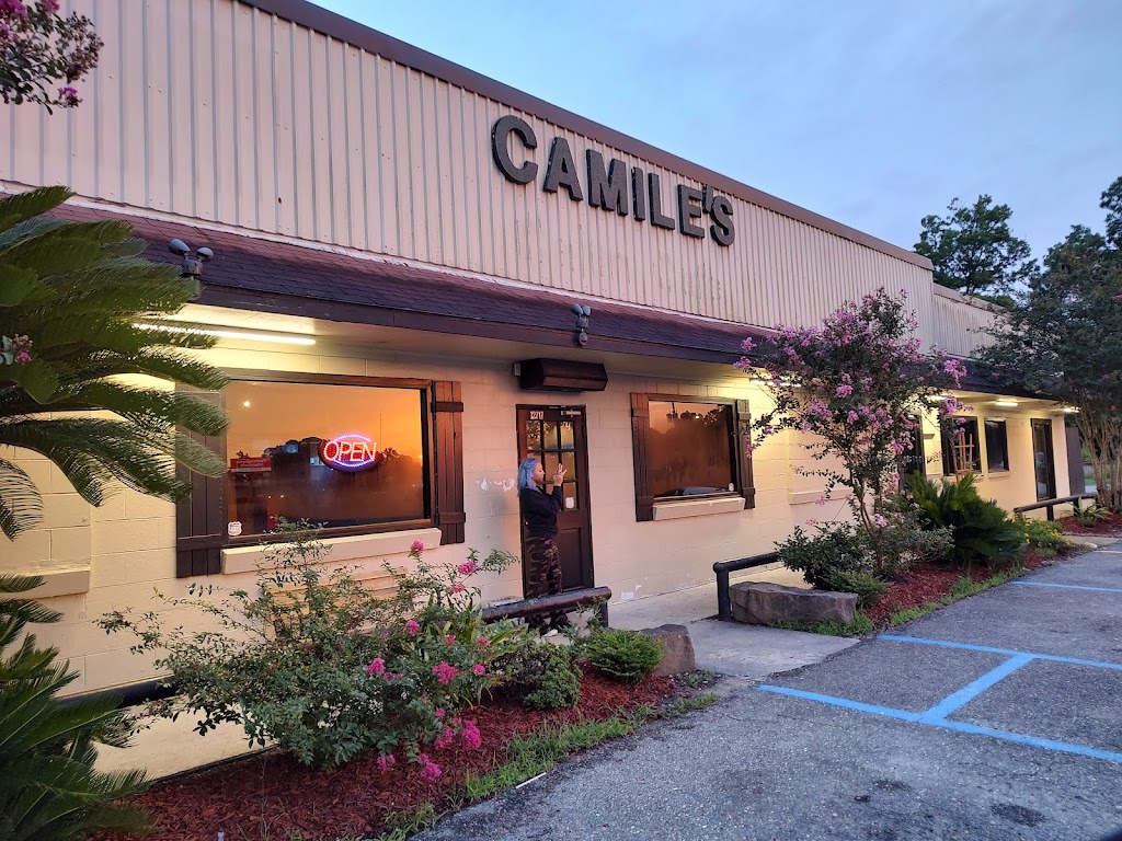 Camiles Restaurant | 12717 U.S. Hwy 190, Port Allen, LA 70767, USA | Phone: (225) 627-2146