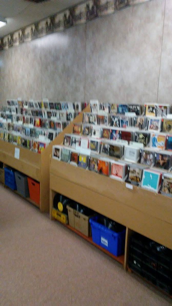 Record Benders | 2223 Franklin St, Bellevue, NE 68005, USA | Phone: (402) 292-6411