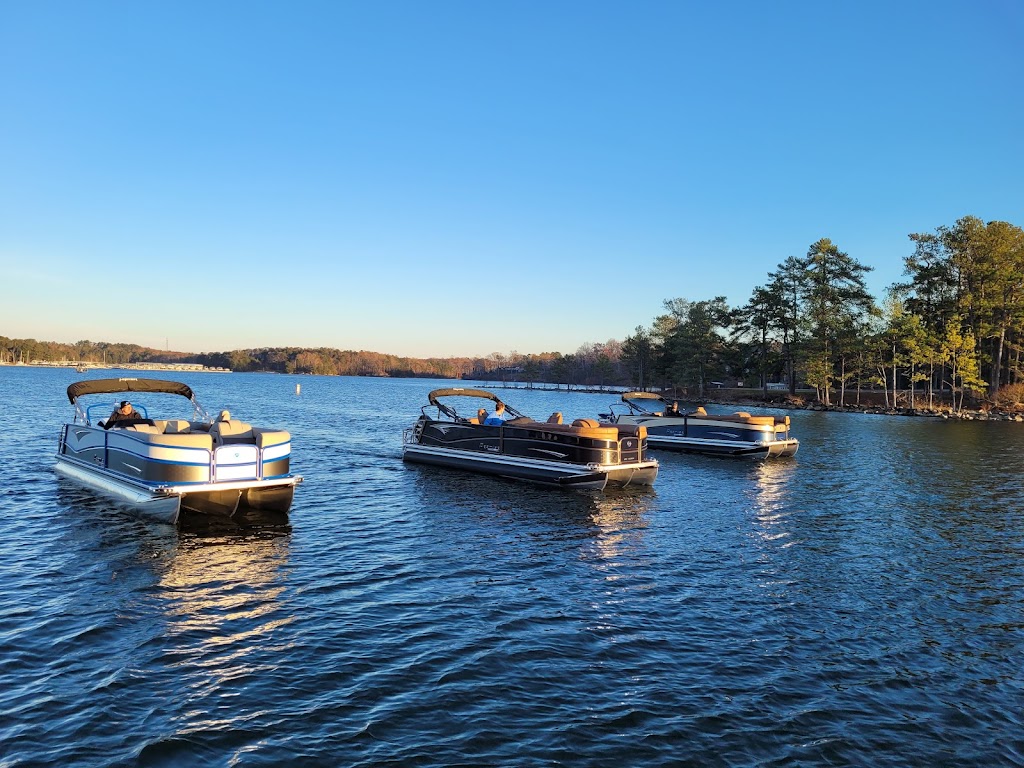 Carefree Boat Sales | 6700 Lanier Islands Pkwy, Buford, GA 30518, USA | Phone: (678) 725-3749