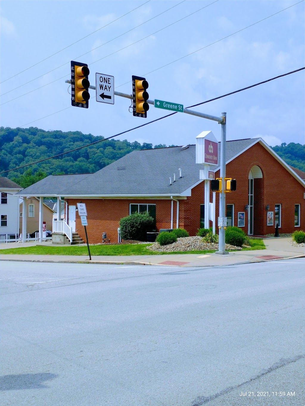 Community Bank | 30 W Greene St, Waynesburg, PA 15370, USA | Phone: (724) 852-1715