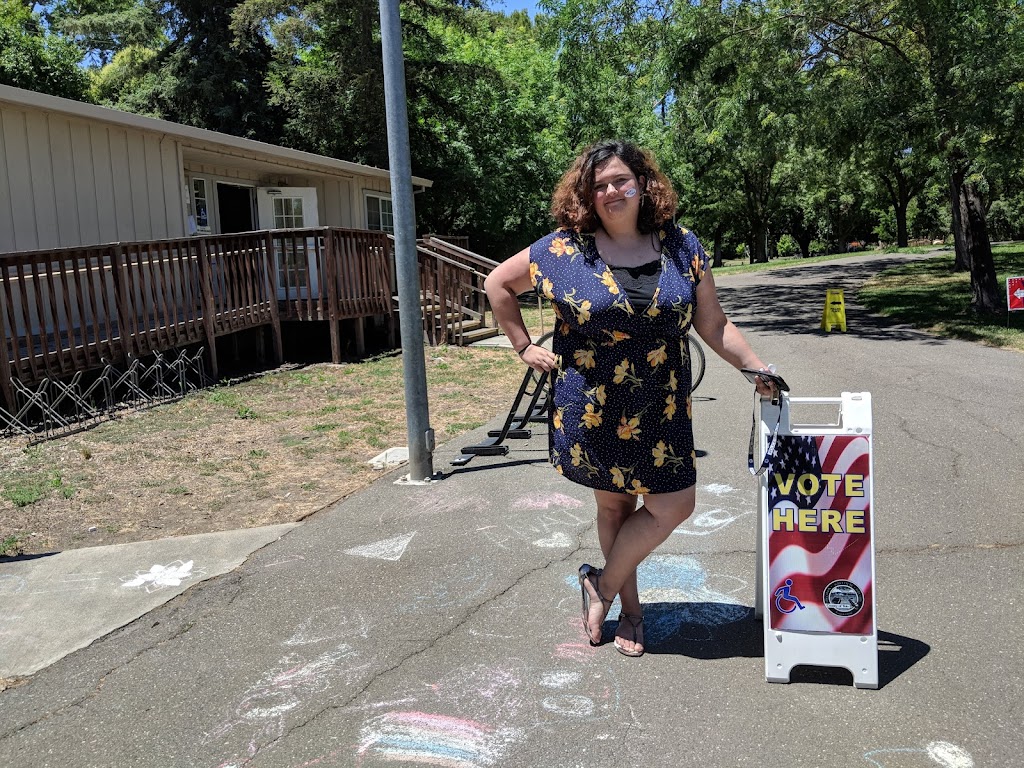 Redwood Park | 1001 Anderson Rd, Davis, CA 95616, USA | Phone: (530) 757-5626