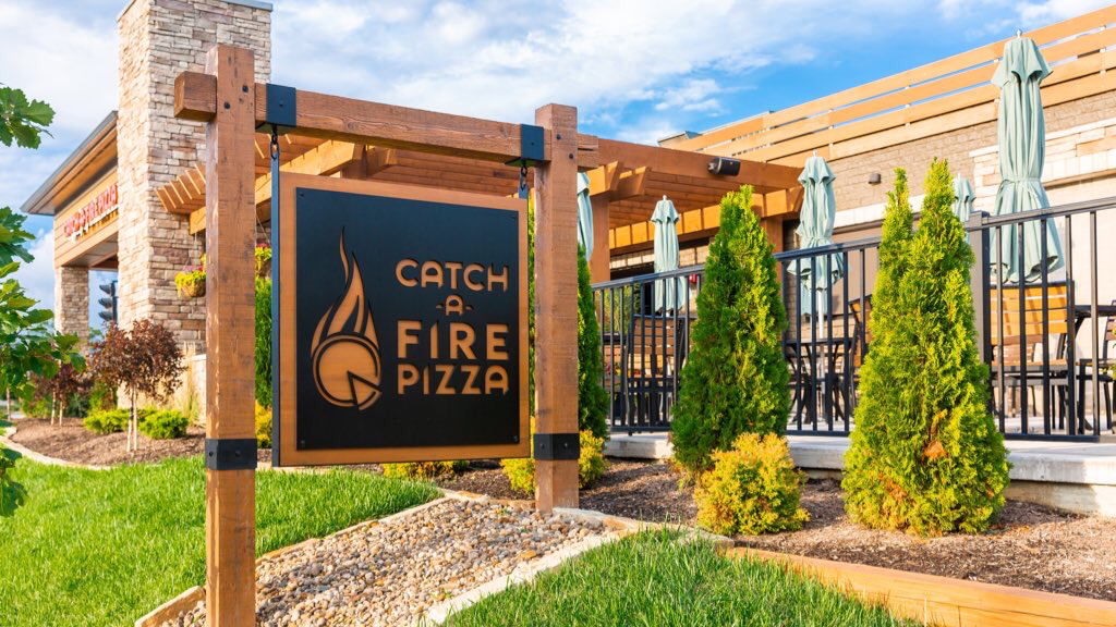 Catch-a-Fire Pizza -Blue Ash | 9290 Kenwood Rd, Blue Ash, OH 45242, USA | Phone: (513) 514-0016