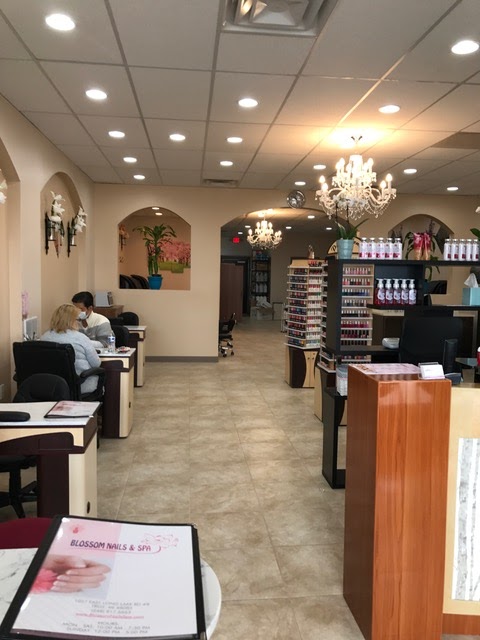 Blossom Nails & Spa | 1057b E Long Lake Rd, Troy, MI 48085, USA | Phone: (248) 817-6663