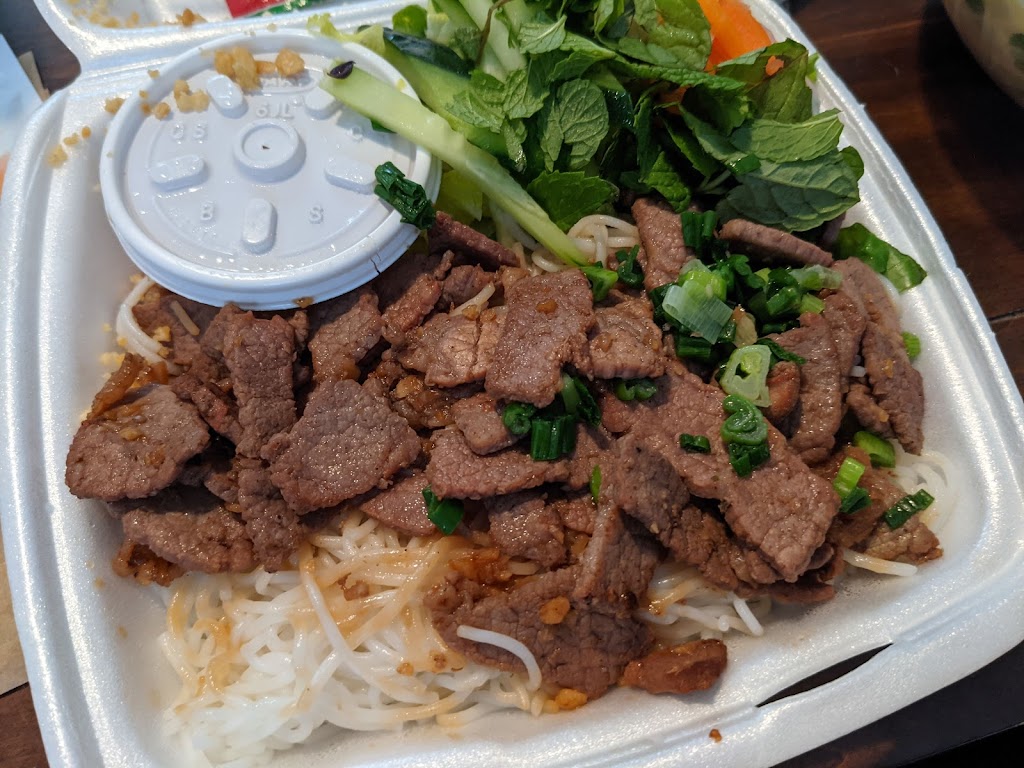 Phở T&T Vietnamese Restaurant | 7750 Palm Ave, Highland, CA 92346, USA | Phone: (909) 864-4290