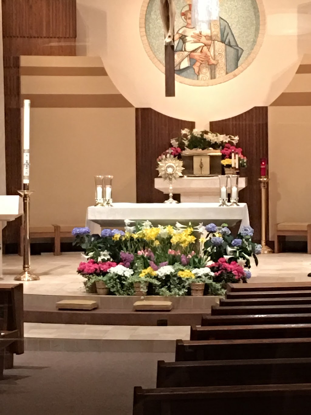 Queen of All Saints Catholic Church | 6603 Christopher Dr, St. Louis, MO 63129, USA | Phone: (314) 846-8207