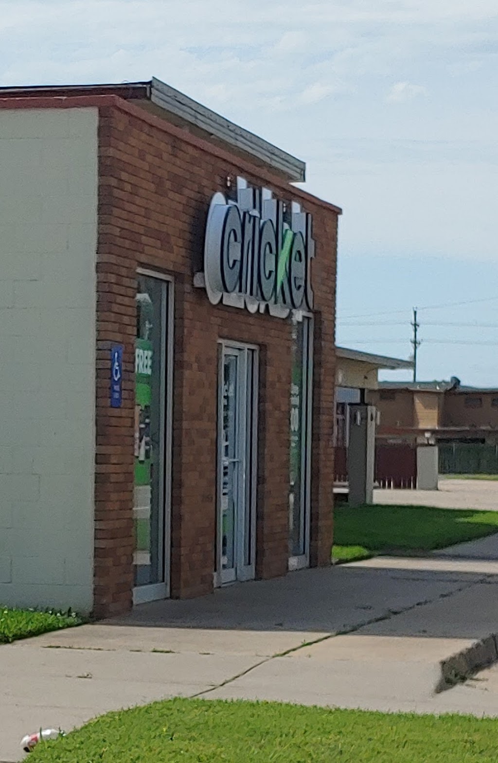 Cricket Wireless Authorized Retailer | 1702 Main St, Winfield, KS 67156, USA | Phone: (620) 301-1149