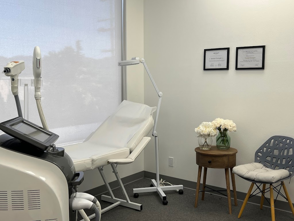 Skinshine Laser | 225 E Broadway suite 301d, Glendale, CA 91206, USA | Phone: (818) 235-9490