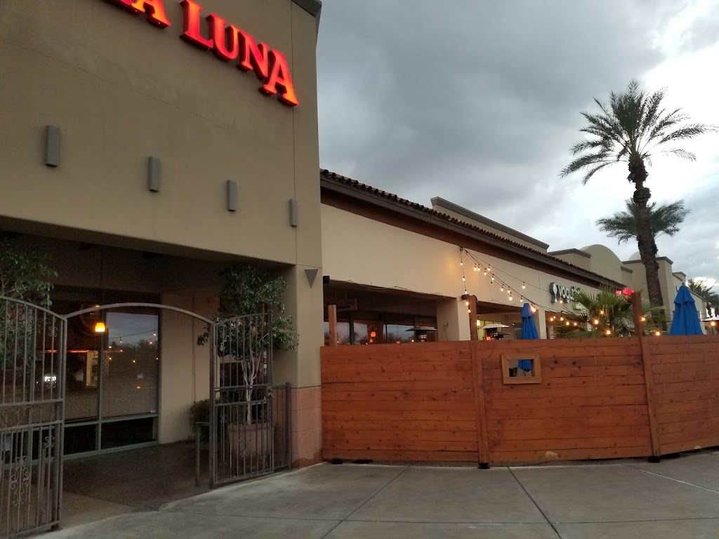 Bella Luna Ristorante | 14175 W Indian School Rd A4, Goodyear, AZ 85395, USA | Phone: (623) 535-4642