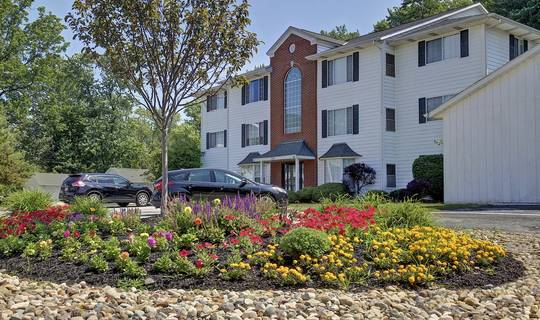 Windsor Place Apartments | 5779 S Winds Dr, Mentor-On-The-Lake, OH 44060 | Phone: (866) 779-8388