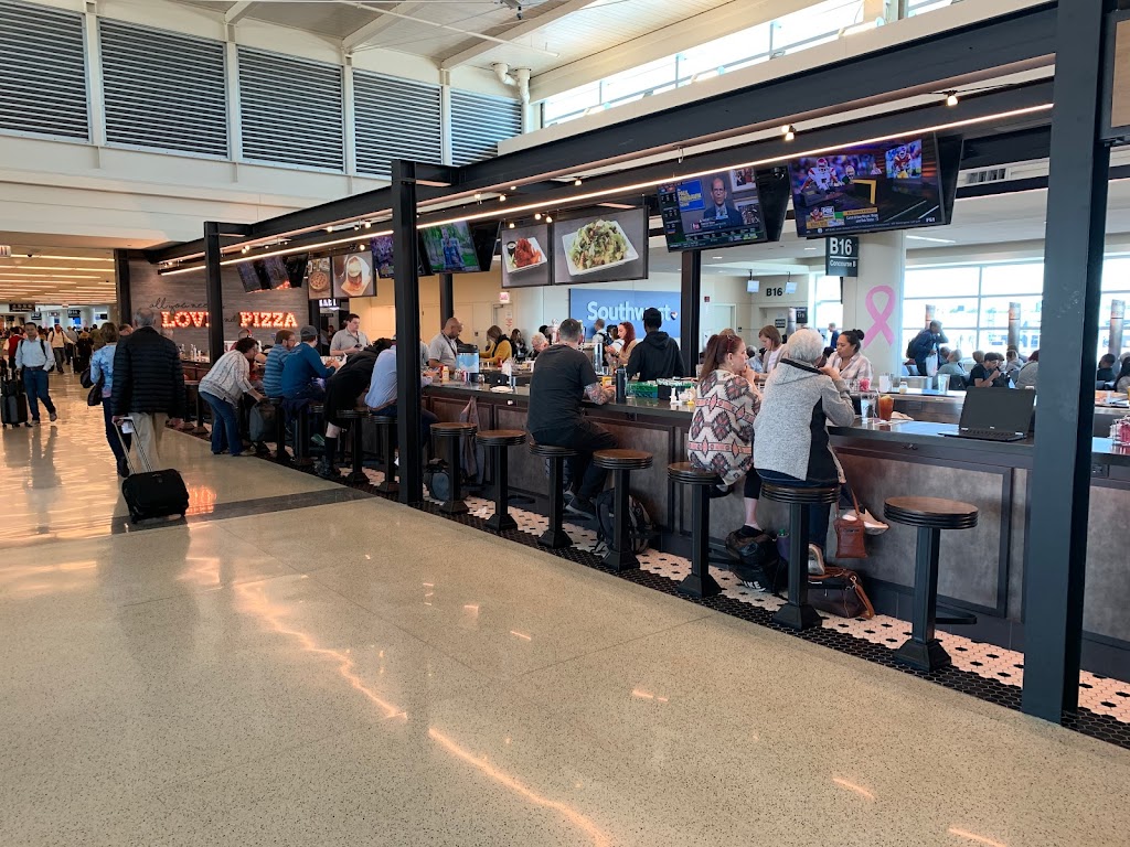 Home Run Inn Pizza | B Concourse, Gate B17, Midway International Airport Terminal, 5700 Cicero Ave, Chicago, IL 60629, USA | Phone: (872) 240-7730